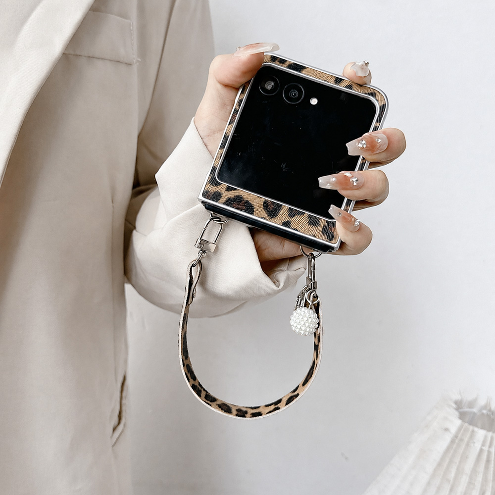 حافظة هاتف قابلة للطي بطبعة جل - مراجعة Travel Accessories Pink وسعره