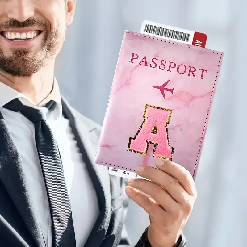 حافظة جواز سفر من الجلد الصناع - مراجعة Travel Accessories Pink وسعره
