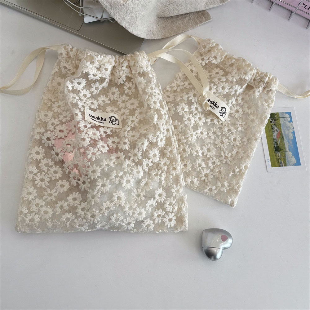 حقيبة مكياج شبكية مطرزة بالدان - مراجعة Travel Accessories Toiletries وسعره