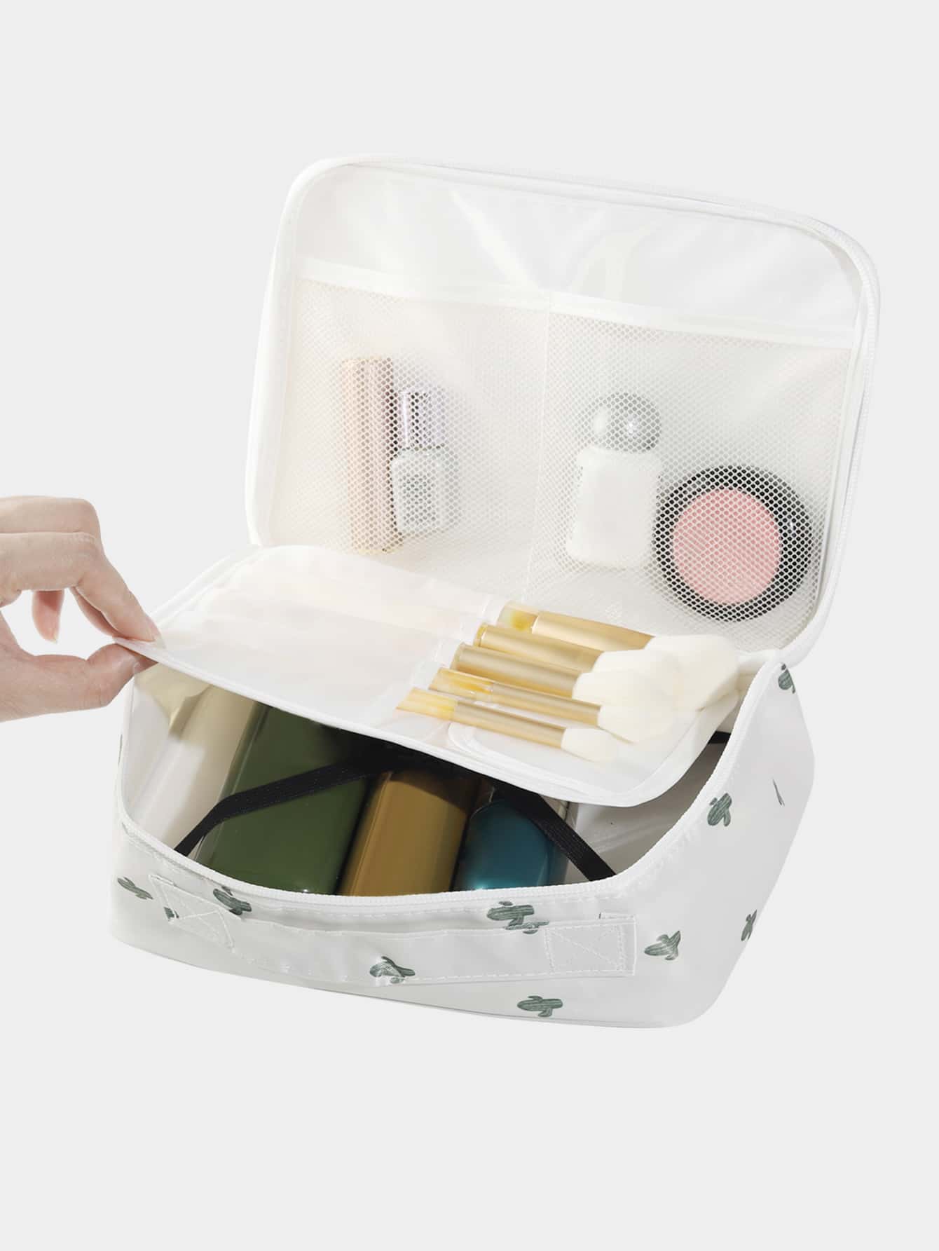 حقيبة مستحضرات تجميل مقاومة لل - مراجعة Travel Accessories Toiletries وسعره